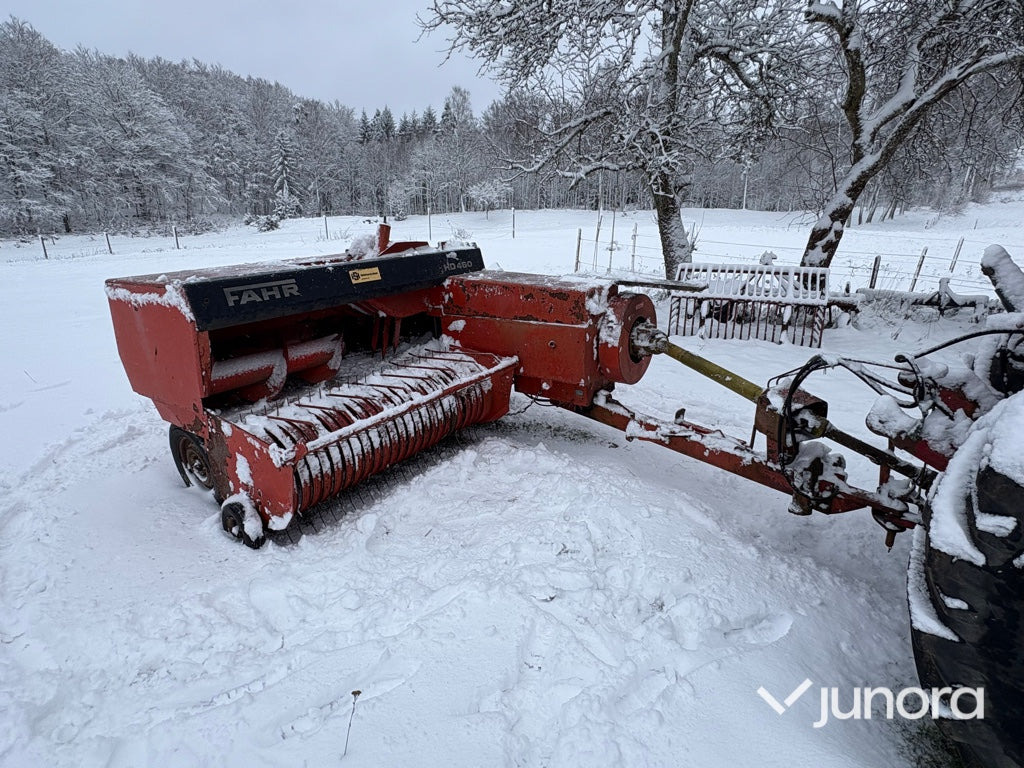 Småbalspress - Fahr, HD460 - Empacadora de pacas cuadradas: foto 3 Småbalspress - Fahr, HD460 - Empacadora de pacas cuadradas: foto 3