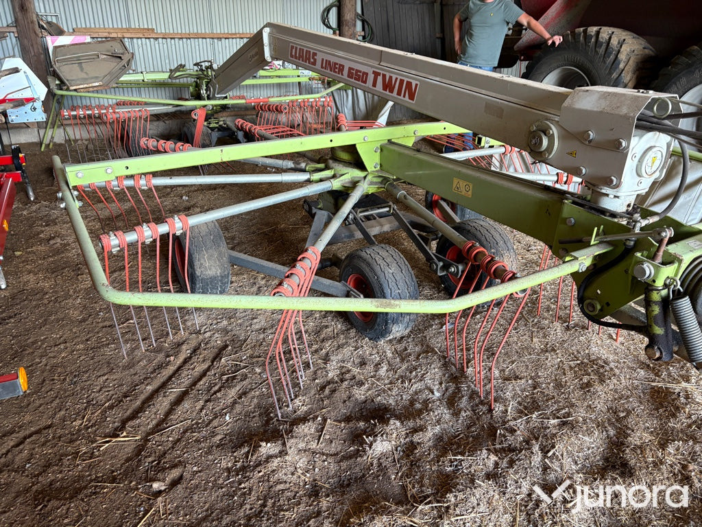 Strängläggare Claas Liner 650 Twin - Henificadora: foto 1 Strängläggare Claas Liner 650 Twin - Henificadora: foto 1