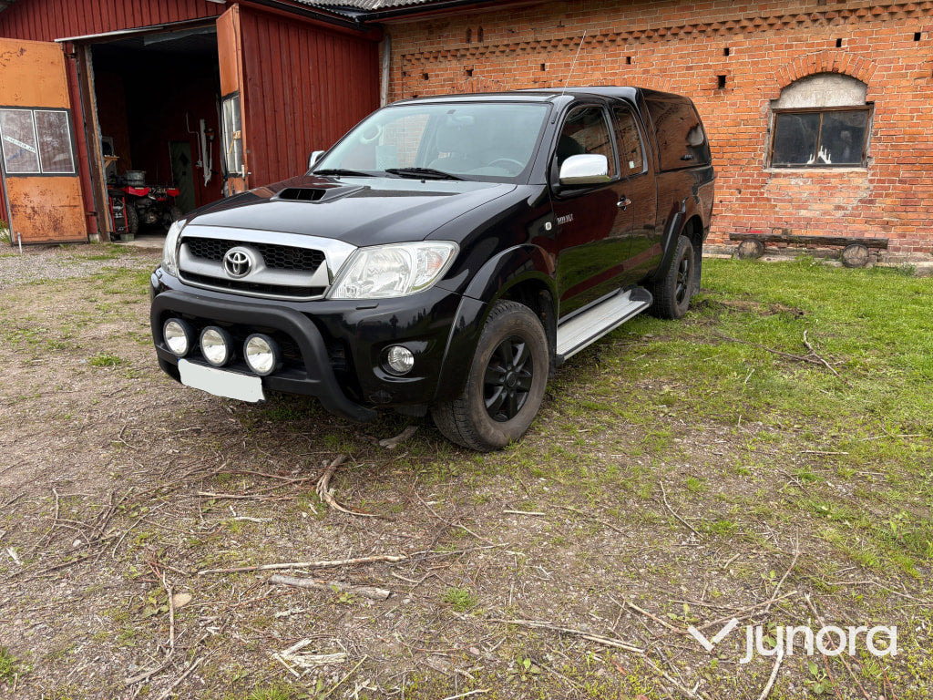Toyota Hilux X-Cab 4wd - Pick-up: foto 4 Toyota Hilux X-Cab 4wd - Pick-up: foto 4