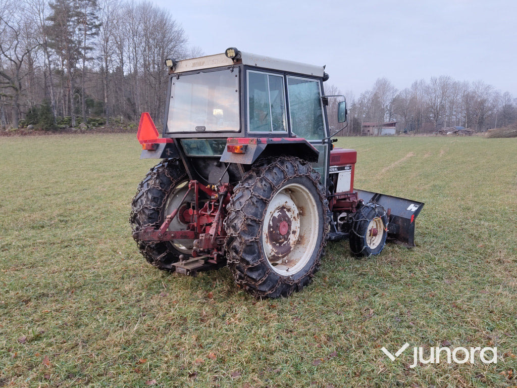 Traktor - International 484 STD - Tractor: foto 3 Traktor - International 484 STD - Tractor: foto 3