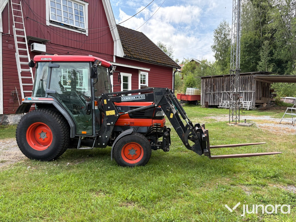 Traktor Kc Kubota L4200 - Tractor: foto 4 Traktor Kc Kubota L4200 - Tractor: foto 4