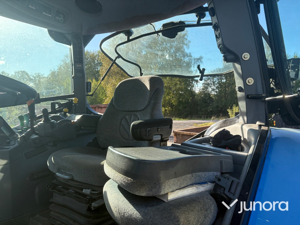 Leasing para Traktor - New Holland T7040 Traktor - New Holland T7040: foto 10 Leasing para Traktor - New Holland T7040 Traktor - New Holland T7040: foto 10