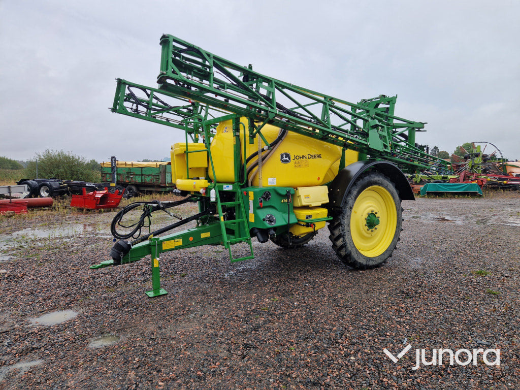 Växtskyddsspruta - John Deere M740i - Pulverizador arrastrado: foto 1 Växtskyddsspruta - John Deere M740i - Pulverizador arrastrado: foto 1