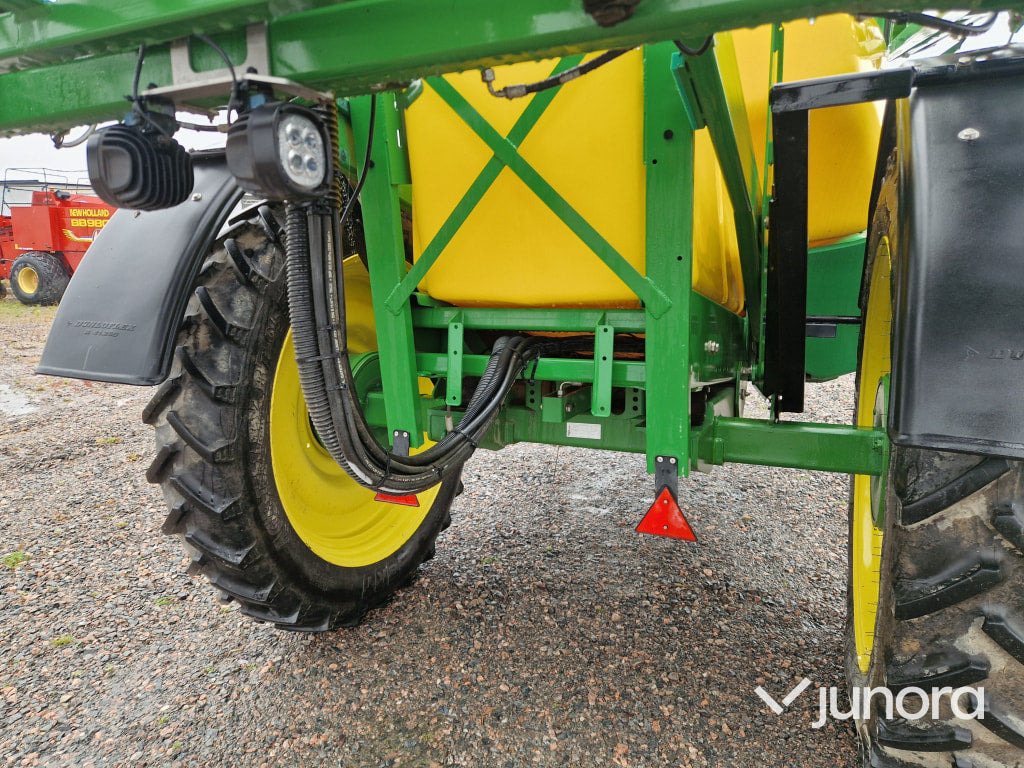 Växtskyddsspruta - John Deere M740i - Pulverizador arrastrado: foto 4 Växtskyddsspruta - John Deere M740i - Pulverizador arrastrado: foto 4