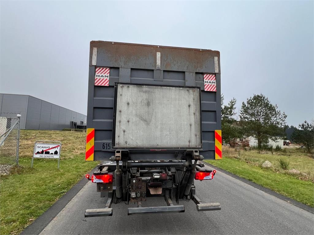 MAN TGS 26-500 6x2-4 LL - Camión portacontenedore/ Intercambiable: foto 4 MAN TGS 26-500 6x2-4 LL - Camión portacontenedore/ Intercambiable: foto 4