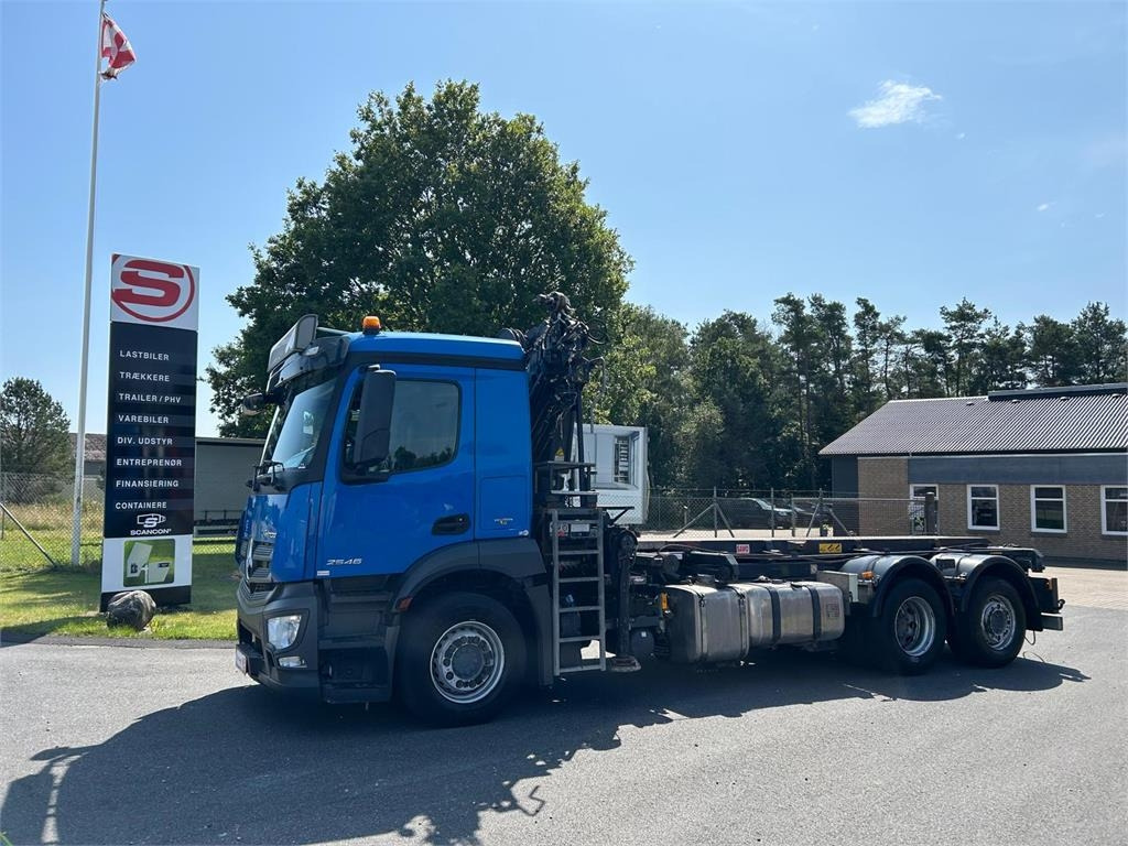 Mercedes-Benz Antos 2546 - Hiab 192 E kran  - Camión portacontenedor de cadenas: foto 1 Mercedes-Benz Antos 2546 - Hiab 192 E kran  - Camión portacontenedor de cadenas: foto 1