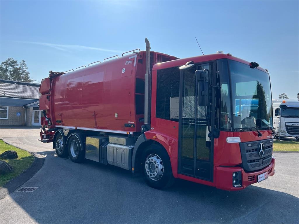 Mercedes-Benz Econic 2630L ENA 4 kammer NTM - Camión de basura: foto 1 Mercedes-Benz Econic 2630L ENA 4 kammer NTM - Camión de basura: foto 1