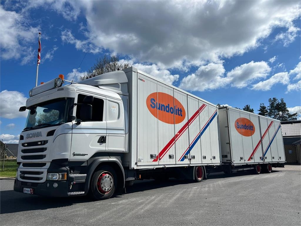 Scania R410 DB 4x2 MLB + tandem trailer 121m3  - Camión caja cerrada: foto 2 Scania R410 DB 4x2 MLB + tandem trailer 121m3  - Camión caja cerrada: foto 2