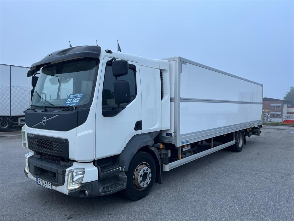 Volvo FL 250 16 ton - Camión caja cerrada: foto 2 Volvo FL 250 16 ton - Camión caja cerrada: foto 2