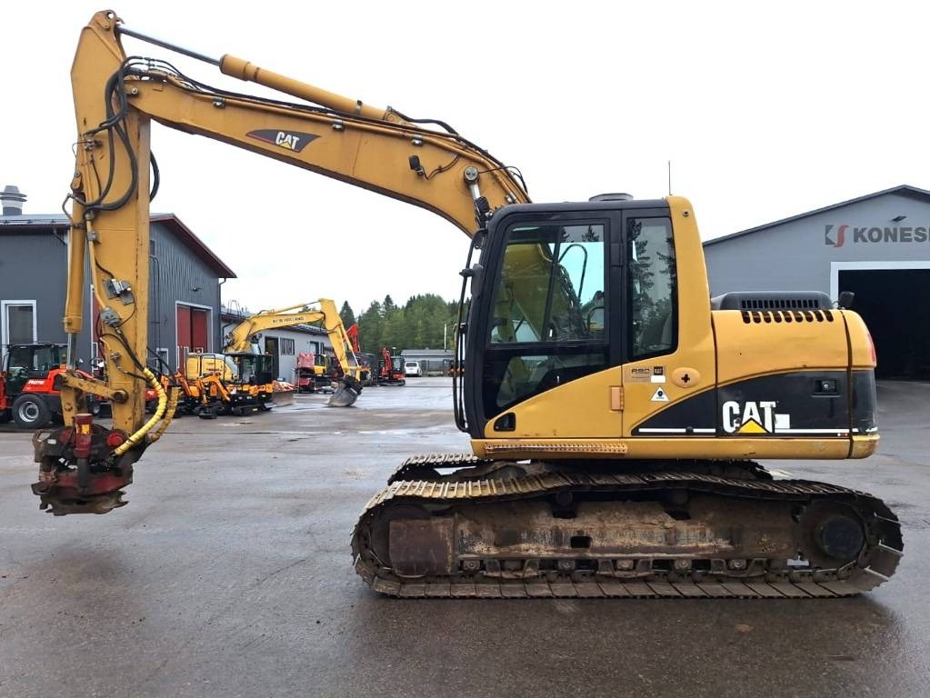 CAT 312CL PYÖRITTÄJÄLLÄ - Excavadora de cadenas: foto 1 CAT 312CL PYÖRITTÄJÄLLÄ - Excavadora de cadenas: foto 1