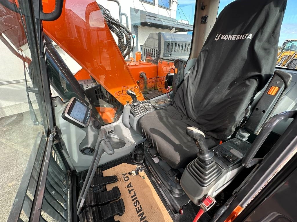Excavadora de cadenas Doosan DX 140 LCR-5 metsäalusta: foto 20