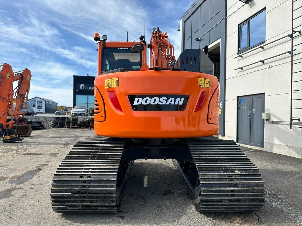 Doosan DX 140 LCR-5 metsäalusta - Excavadora de cadenas: foto 3 Doosan DX 140 LCR-5 metsäalusta - Excavadora de cadenas: foto 3
