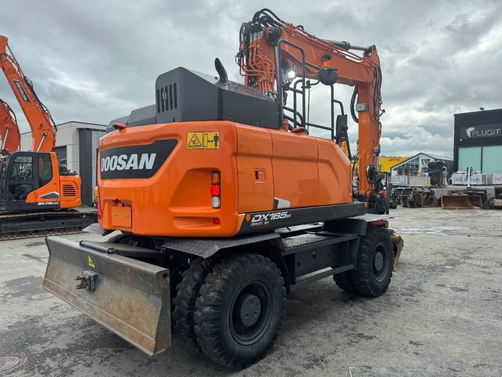 Doosan DX 165 W-5 - Excavadora de ruedas: foto 5 Doosan DX 165 W-5 - Excavadora de ruedas: foto 5
