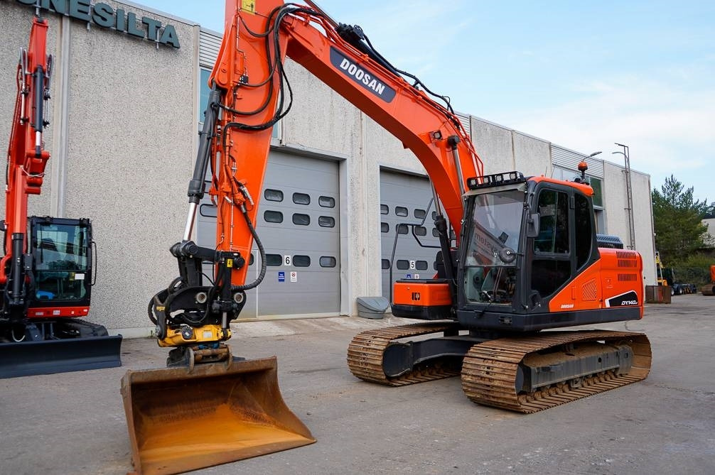 Doosan DX140LC-5 ENGCON - Excavadora de cadenas: foto 2 Doosan DX140LC-5 ENGCON - Excavadora de cadenas: foto 2