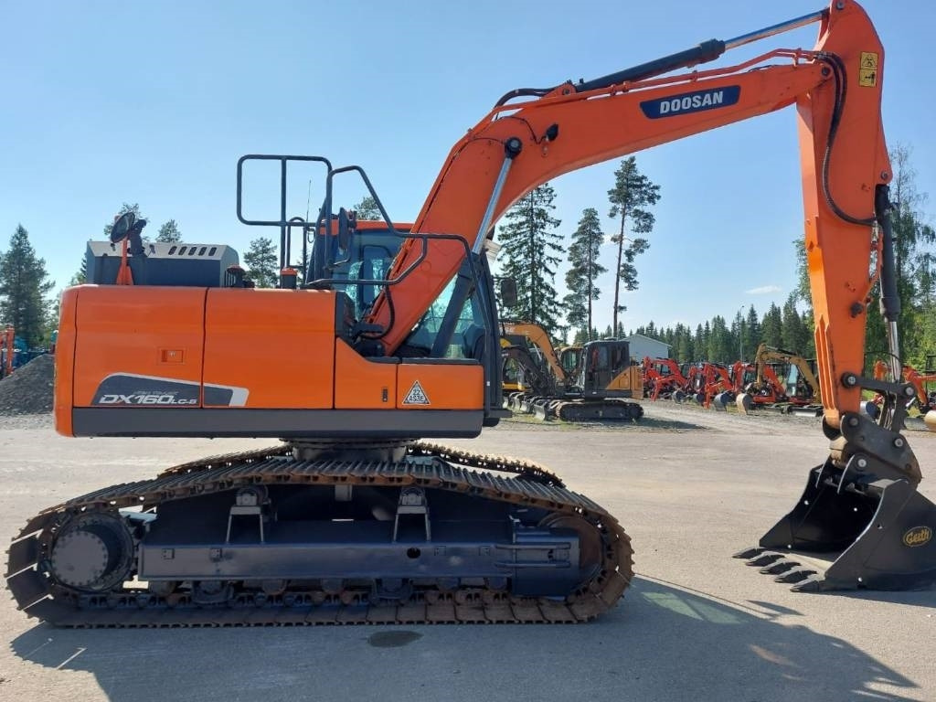 Doosan DX160LCH-5 METSÄALUSTA - Excavadora de cadenas: foto 5 Doosan DX160LCH-5 METSÄALUSTA - Excavadora de cadenas: foto 5