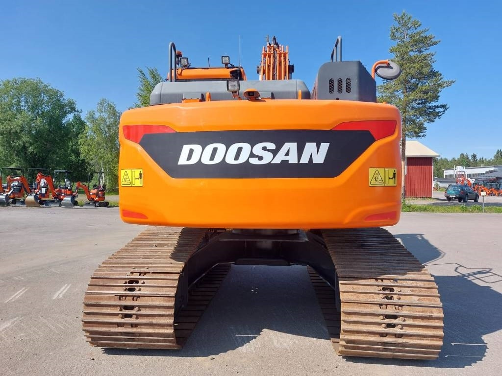 Doosan DX160LCH-5 METSÄALUSTA - Excavadora de cadenas: foto 3 Doosan DX160LCH-5 METSÄALUSTA - Excavadora de cadenas: foto 3