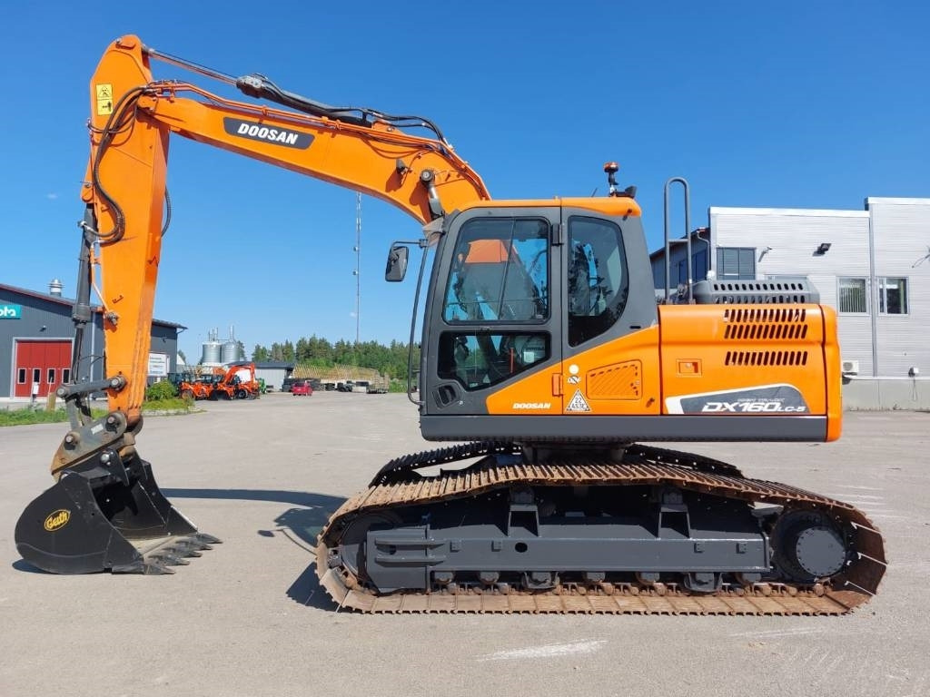 Doosan DX160LCH-5 METSÄALUSTA - Excavadora de cadenas: foto 1 Doosan DX160LCH-5 METSÄALUSTA - Excavadora de cadenas: foto 1