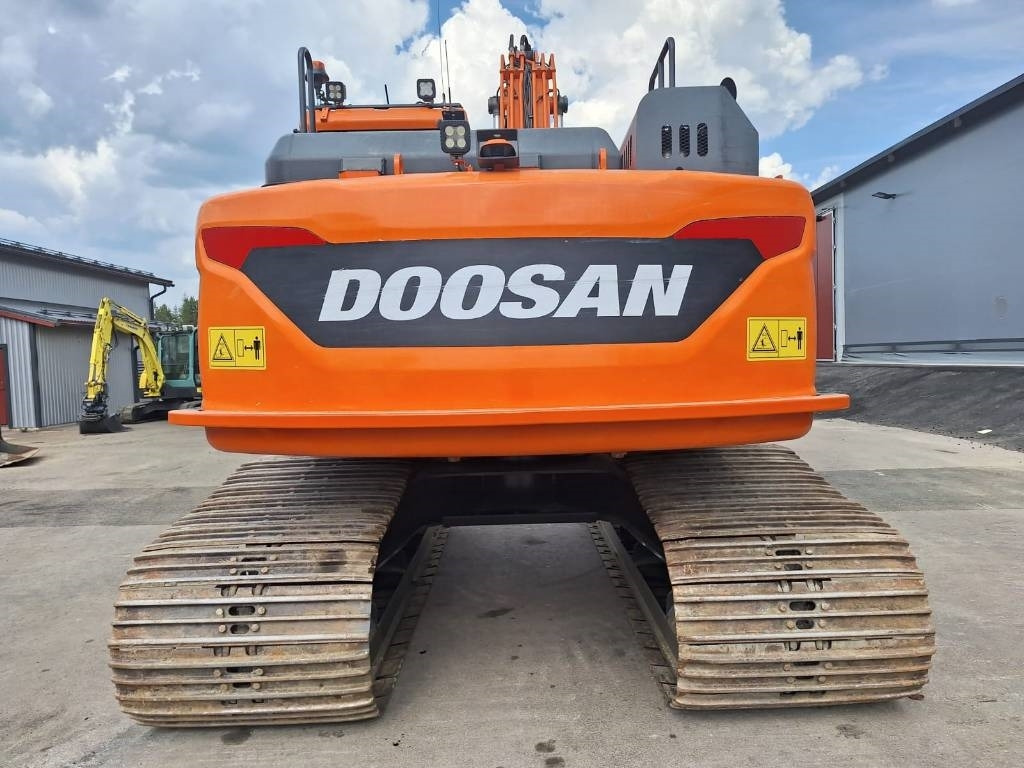 Doosan DX160LCH-5 METSÄMALLI KALLISTAJALLA - Excavadora de cadenas: foto 3 Doosan DX160LCH-5 METSÄMALLI KALLISTAJALLA - Excavadora de cadenas: foto 3