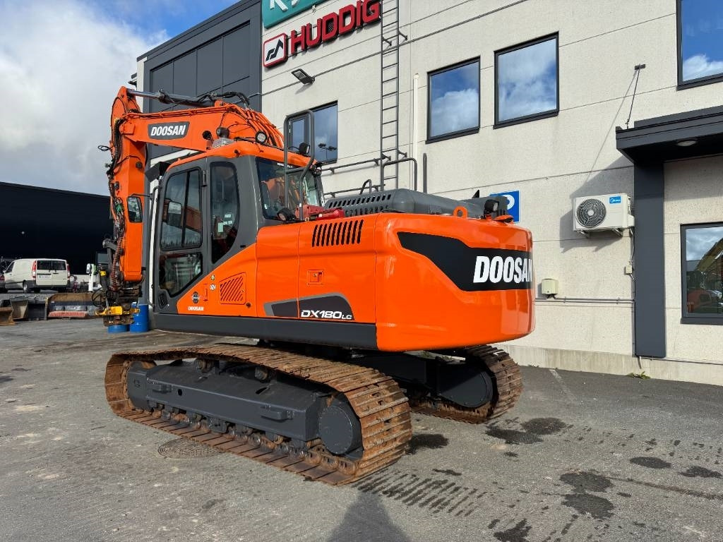 Doosan DX180LC-5 PYÖRITTÄJÄLLÄ - Excavadora de cadenas: foto 3 Doosan DX180LC-5 PYÖRITTÄJÄLLÄ - Excavadora de cadenas: foto 3