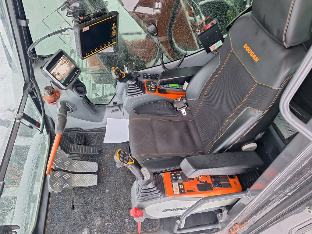 Leasing para Doosan MYYTY! SOLD! DX160LCH-5 METSÄMALLI  Doosan MYYTY! SOLD! DX160LCH-5 METSÄMALLI: foto 10