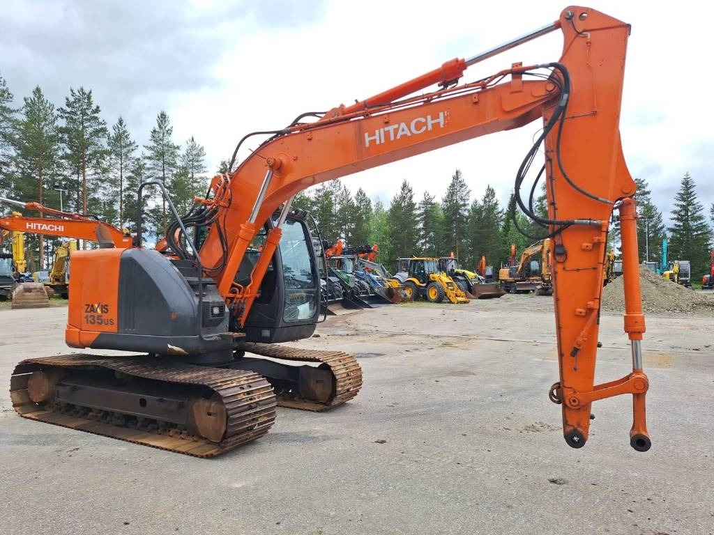 Hitachi MYYTY!!SOLD!! ZX135USB-5 RASVARILLA - Excavadora de cadenas: foto 5 Hitachi MYYTY!!SOLD!! ZX135USB-5 RASVARILLA - Excavadora de cadenas: foto 5