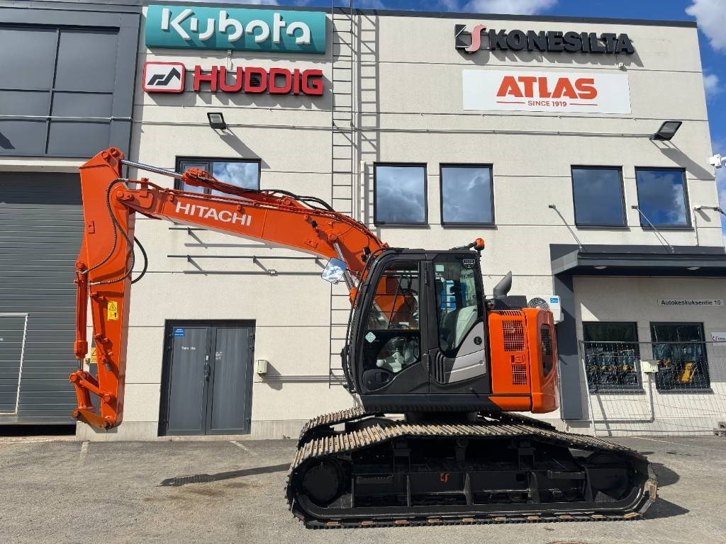 Excavadora de cadenas Hitachi MYYTY! SOLD! ZX135USL-6 -SUOALUSTA-: foto 1