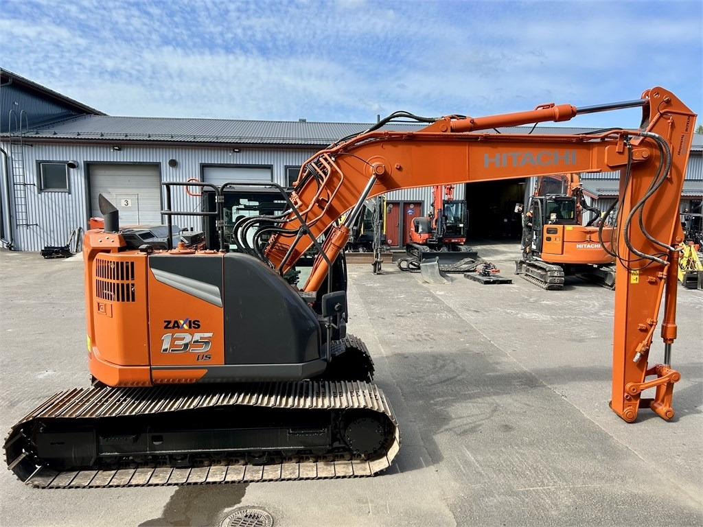 Hitachi ZX135US-7 - Excavadora de cadenas: foto 5 Hitachi ZX135US-7 - Excavadora de cadenas: foto 5