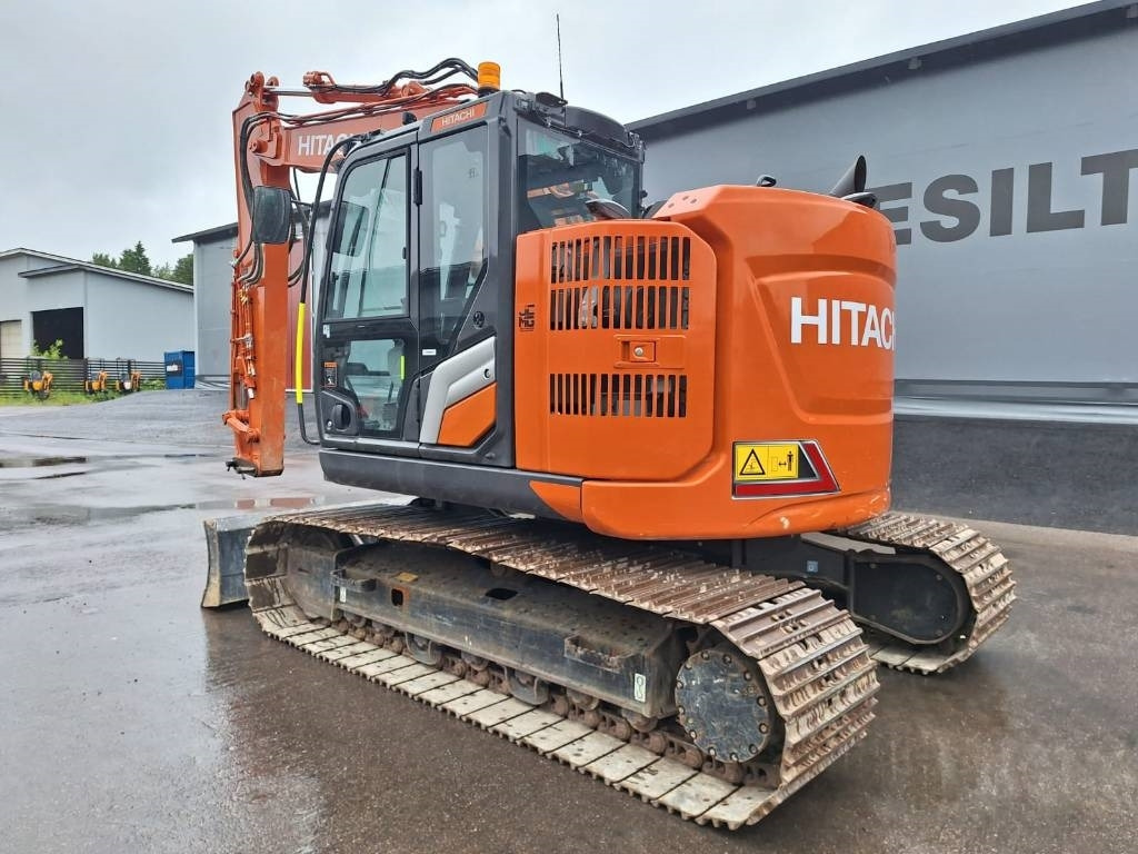Hitachi ZX135USLC-7 PUSKULEVYLLÄ - Excavadora de cadenas: foto 2 Hitachi ZX135USLC-7 PUSKULEVYLLÄ - Excavadora de cadenas: foto 2