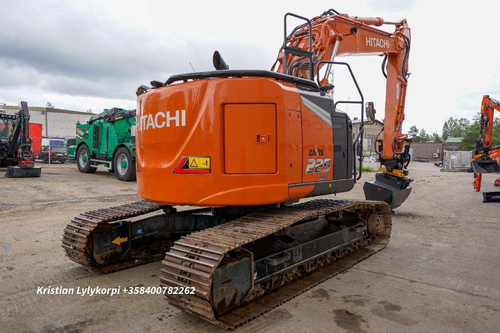 Hitachi ZX225USLC-7 ENGCON JA NOVATRON - Excavadora de cadenas: foto 5 Hitachi ZX225USLC-7 ENGCON JA NOVATRON - Excavadora de cadenas: foto 5
