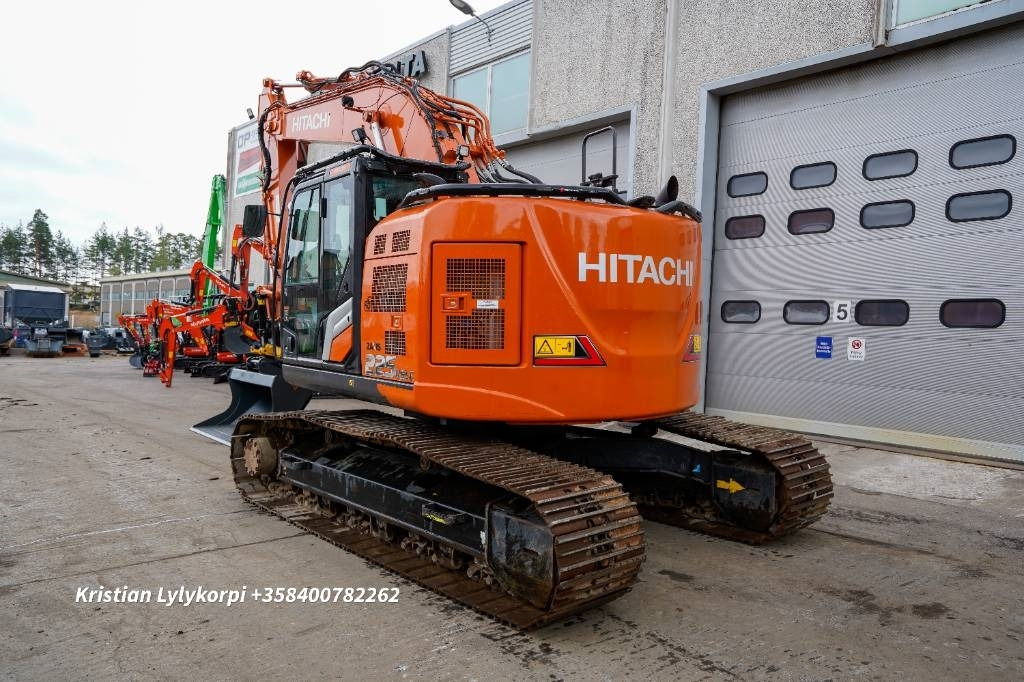 Hitachi ZX225USLC-7 ENGCON JA NOVATRON - Excavadora de cadenas: foto 2 Hitachi ZX225USLC-7 ENGCON JA NOVATRON - Excavadora de cadenas: foto 2