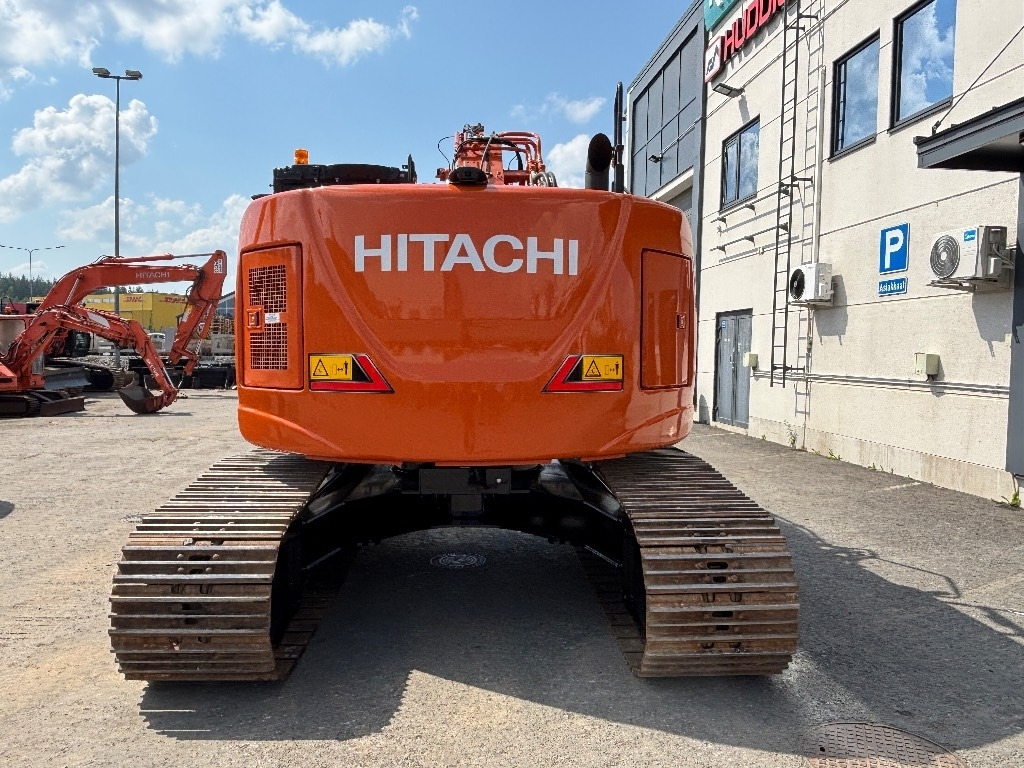 Hitachi ZX225USLC-7 - Excavadora de cadenas: foto 3 Hitachi ZX225USLC-7 - Excavadora de cadenas: foto 3