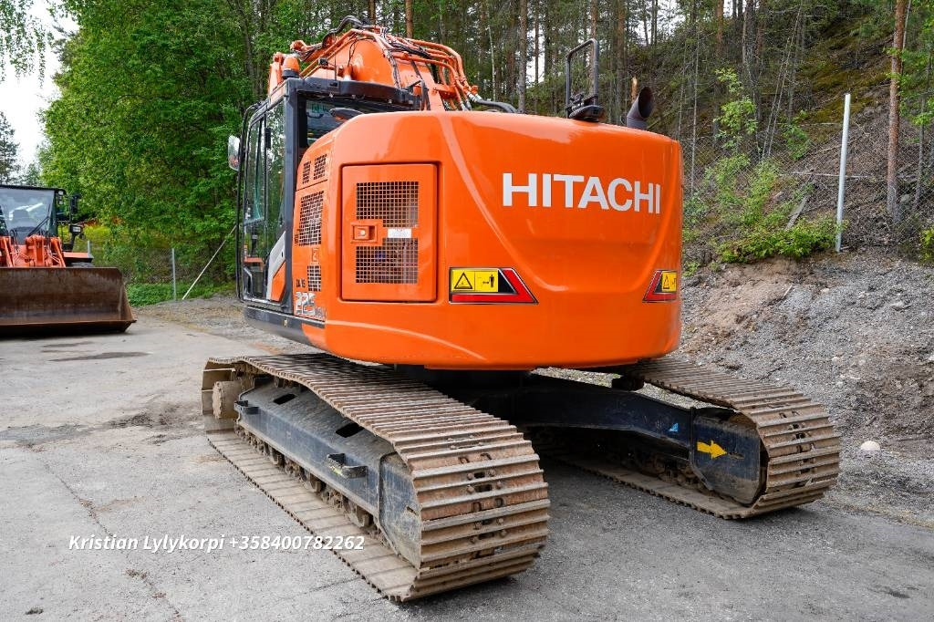 Hitachi ZX225USLC-7 STAGE V - Excavadora de cadenas: foto 2 Hitachi ZX225USLC-7 STAGE V - Excavadora de cadenas: foto 2