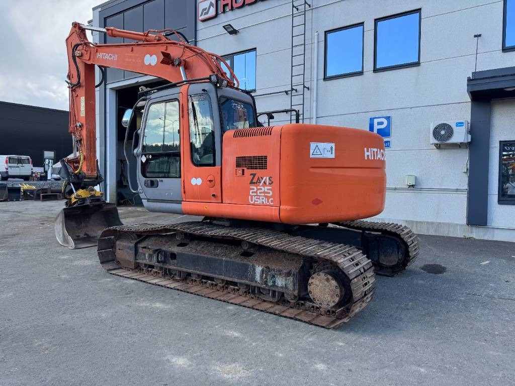 Hitachi ZX225USR PYÖRITTÄJÄLLÄ - Excavadora de cadenas: foto 3 Hitachi ZX225USR PYÖRITTÄJÄLLÄ - Excavadora de cadenas: foto 3