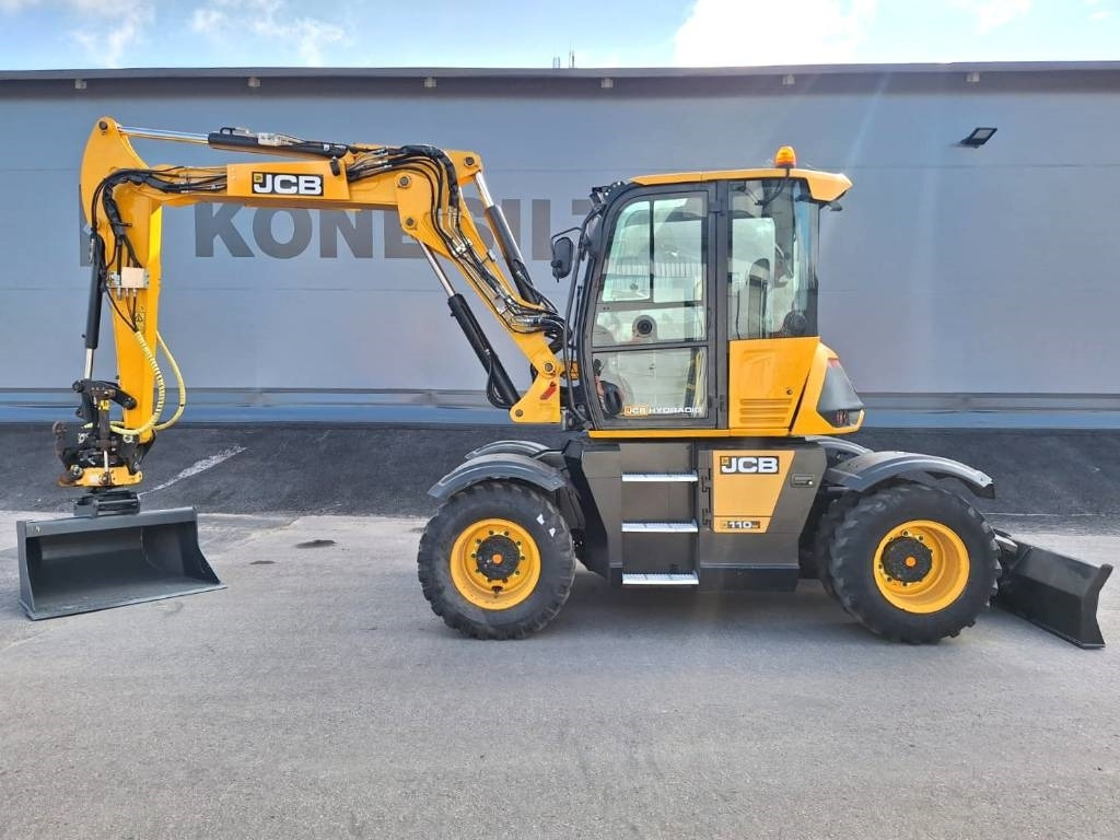 JCB 110W Hydradig PYÖRITTÄJÄLLÄ - Excavadora de ruedas: foto 1 JCB 110W Hydradig PYÖRITTÄJÄLLÄ - Excavadora de ruedas: foto 1