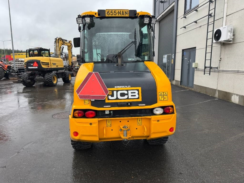JCB 407 SV RUNSAASTI LISÄVARUSTEITA - Cargadora de ruedas: foto 5 JCB 407 SV RUNSAASTI LISÄVARUSTEITA - Cargadora de ruedas: foto 5