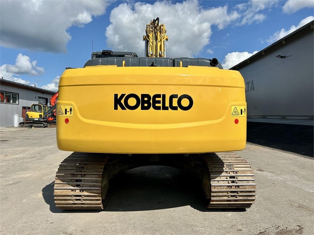 Kobelco SK210LC-11 PYÖRITTÄJÄLLÄ - Excavadora de cadenas: foto 4 Kobelco SK210LC-11 PYÖRITTÄJÄLLÄ - Excavadora de cadenas: foto 4