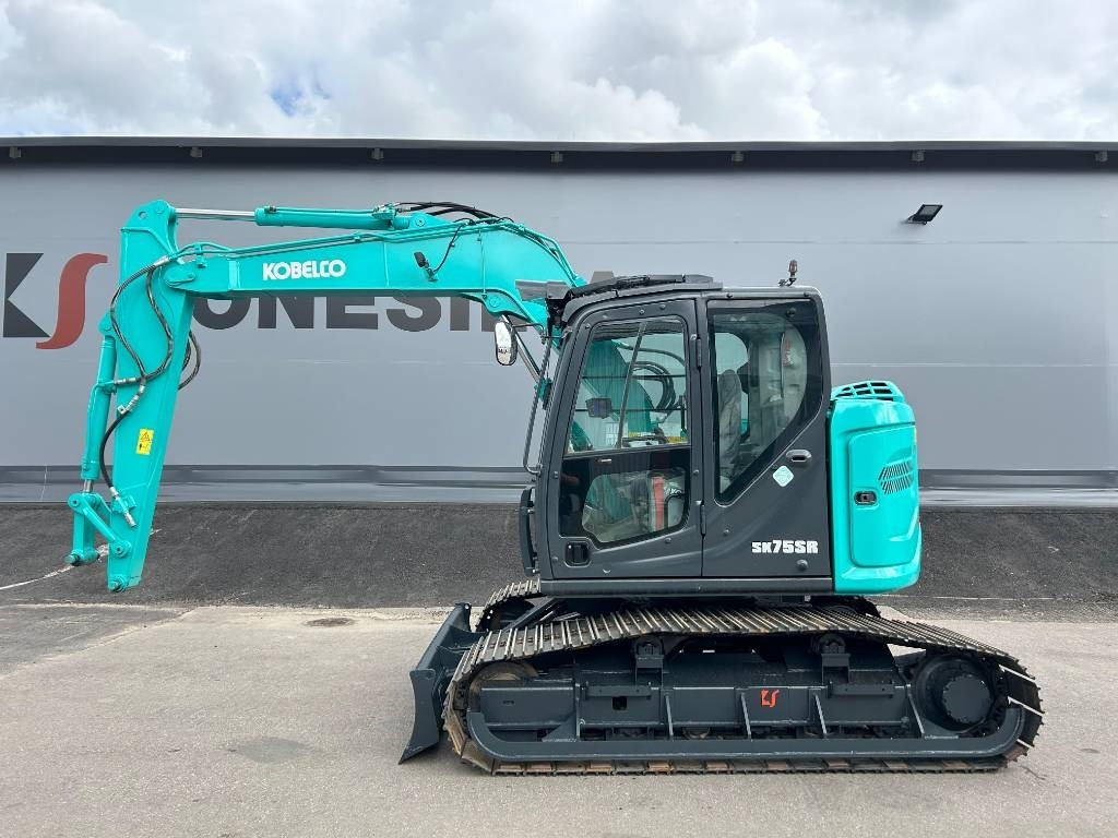 Kobelco SK75SRL-7 -SUOALUSTA- - Miniexcavadora: foto 1 Kobelco SK75SRL-7 -SUOALUSTA- - Miniexcavadora: foto 1