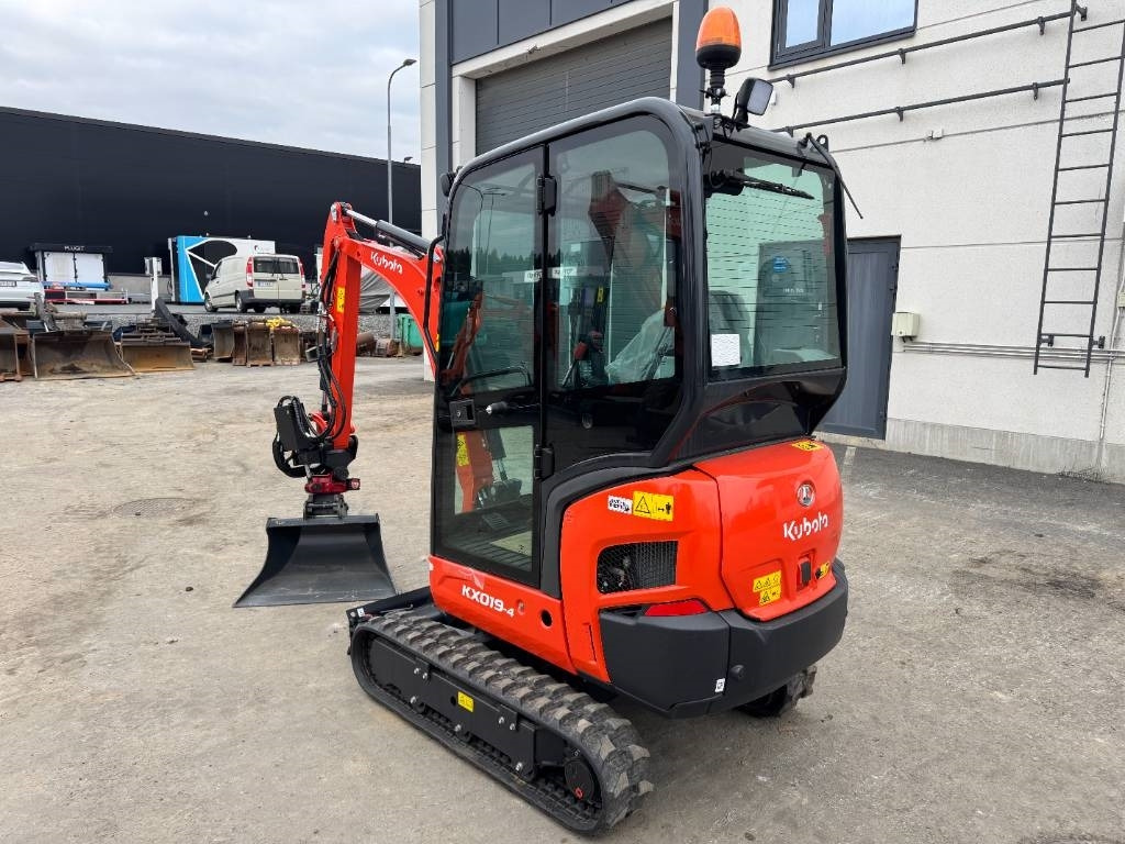 Kubota KX 019-4 - Miniexcavadora: foto 3 Kubota KX 019-4 - Miniexcavadora: foto 3