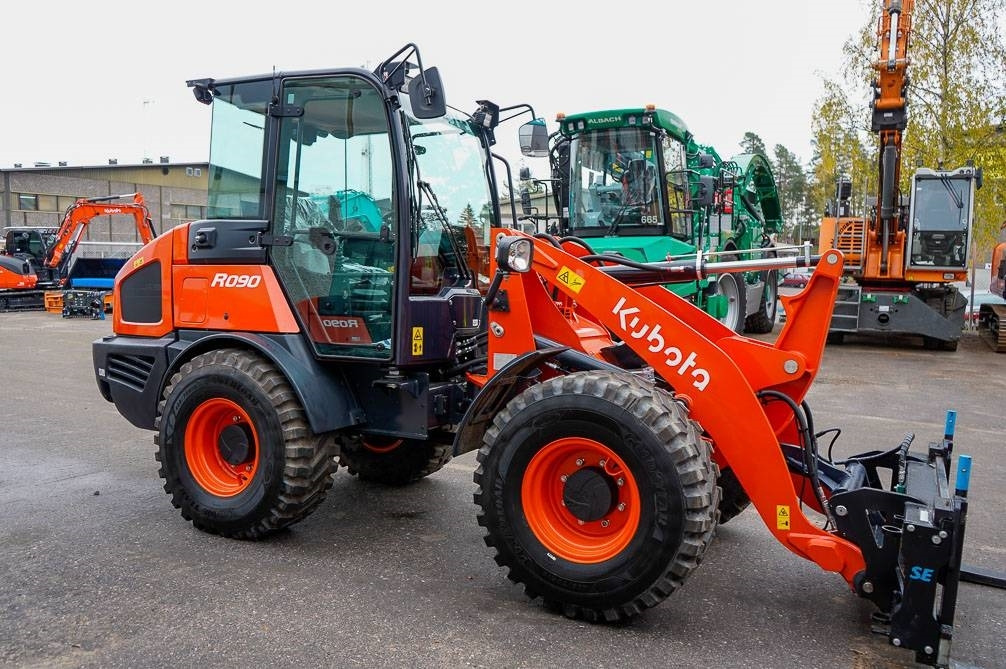 Kubota R090 VARUSTELTU - Cargadora de ruedas: foto 5 Kubota R090 VARUSTELTU - Cargadora de ruedas: foto 5