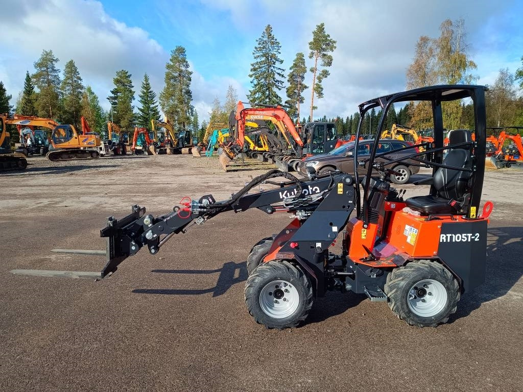 Kubota RT105-2 TELEPUOMI - Cargadora articulada: foto 4 Kubota RT105-2 TELEPUOMI - Cargadora articulada: foto 4