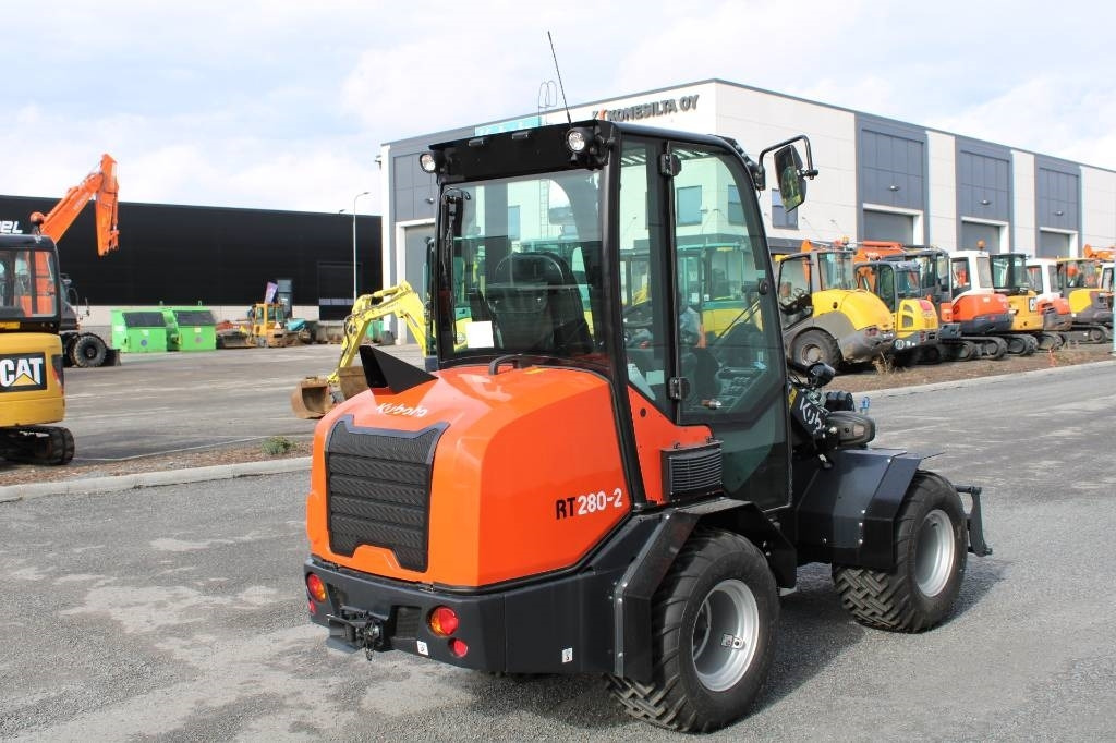 Kubota RT280-2 UUSI - Cargadora articulada: foto 4 Kubota RT280-2 UUSI - Cargadora articulada: foto 4