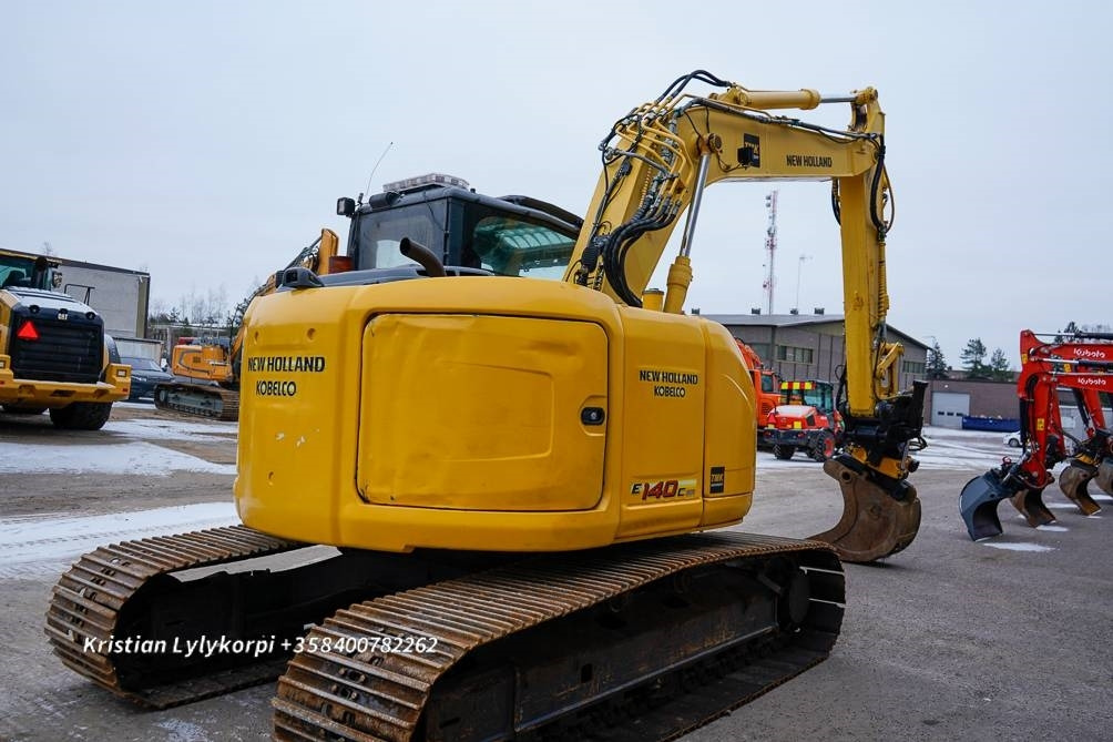 New Holland E140CSR PYÖRITTÄJÄLLÄ - Excavadora de cadenas: foto 5 New Holland E140CSR PYÖRITTÄJÄLLÄ - Excavadora de cadenas: foto 5