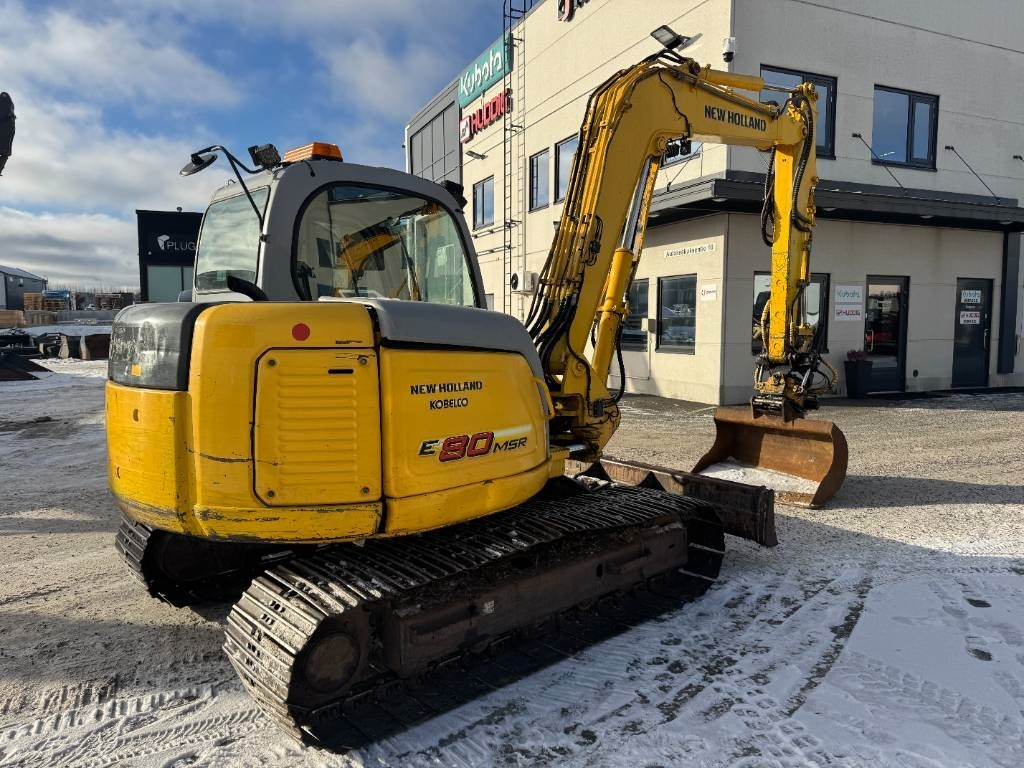 New Holland MYYTY! SOLD! E80MSR PYÖRITTÄJÄLLÄ - Miniexcavadora: foto 5 New Holland MYYTY! SOLD! E80MSR PYÖRITTÄJÄLLÄ - Miniexcavadora: foto 5