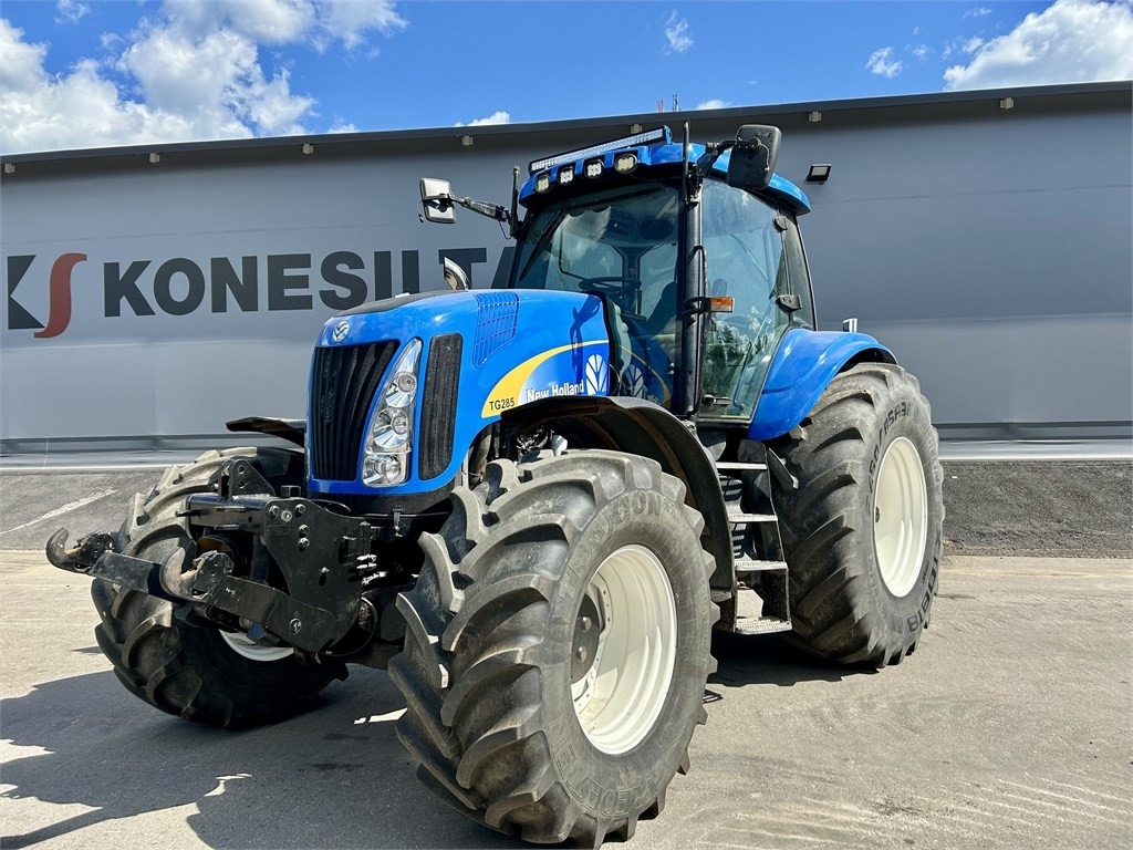 New Holland TG285  - Tractor: foto 2 New Holland TG285  - Tractor: foto 2