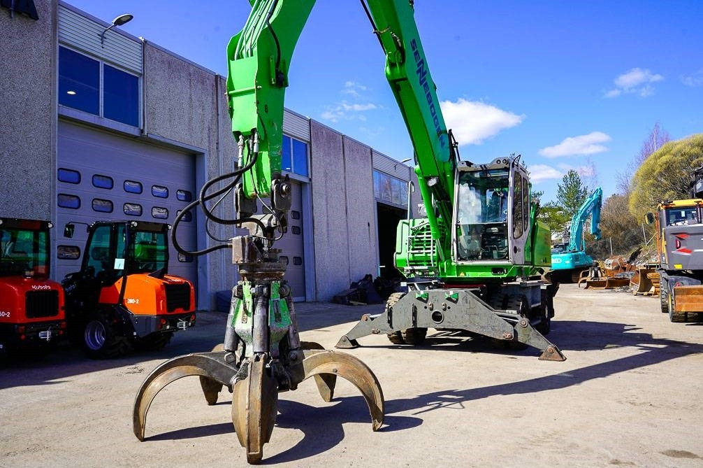 Sennebogen 821E SIPULIKOURALLA - Manipulador de materiales: foto 5 Sennebogen 821E SIPULIKOURALLA - Manipulador de materiales: foto 5
