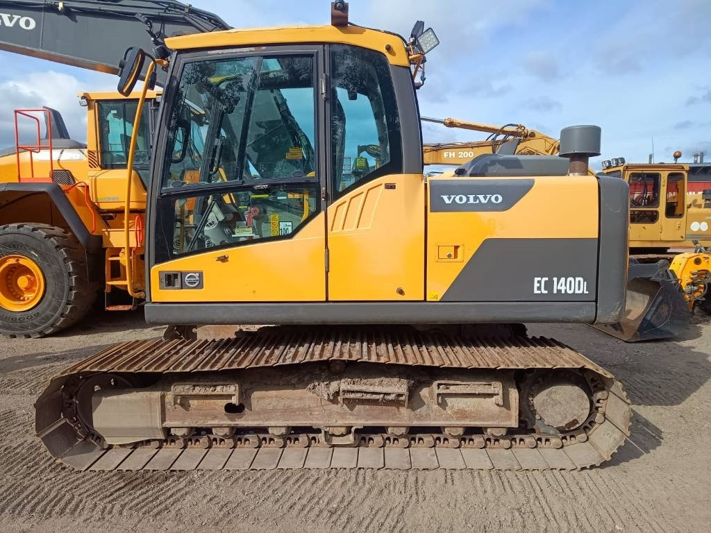Volvo EC140DL PYÖRITTÄJÄLLÄ  - Excavadora de cadenas: foto 2 Volvo EC140DL PYÖRITTÄJÄLLÄ  - Excavadora de cadenas: foto 2