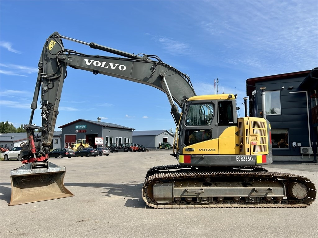 Volvo ECR235CL PYÖRITTÄJÄ, 3D-LAITTEET - Excavadora de cadenas: foto 1 Volvo ECR235CL PYÖRITTÄJÄ, 3D-LAITTEET - Excavadora de cadenas: foto 1