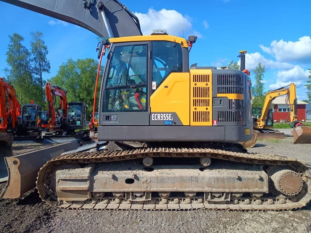Volvo ECR355E DOZER PYÖRITTÄJÄ, 3D-LAITTEET - Excavadora de cadenas: foto 2 Volvo ECR355E DOZER PYÖRITTÄJÄ, 3D-LAITTEET - Excavadora de cadenas: foto 2
