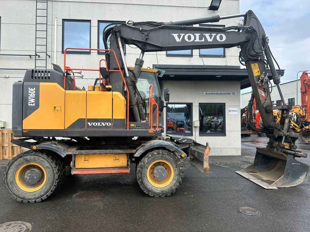 Volvo EW160E PYÖRITTÄJÄLLÄ - Excavadora de ruedas: foto 5 Volvo EW160E PYÖRITTÄJÄLLÄ - Excavadora de ruedas: foto 5