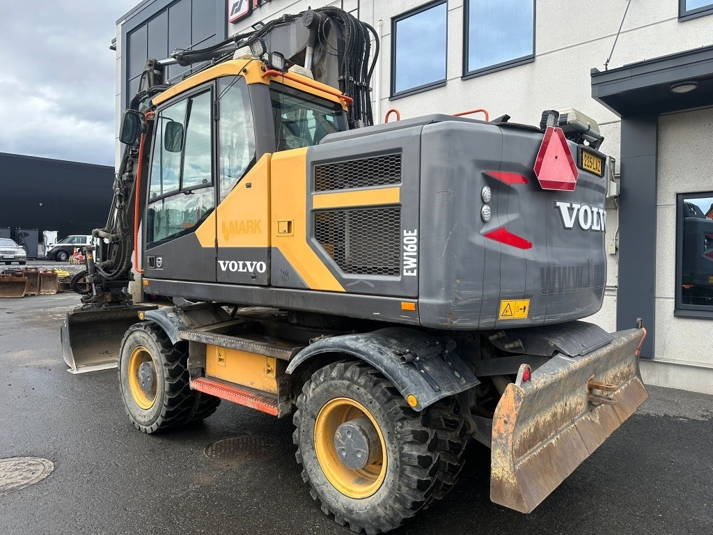 Volvo EW160E PYÖRITTÄJÄLLÄ - Excavadora de ruedas: foto 4 Volvo EW160E PYÖRITTÄJÄLLÄ - Excavadora de ruedas: foto 4